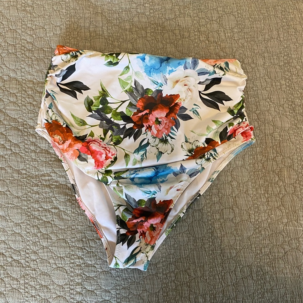 High Waisted Floral Bottoms